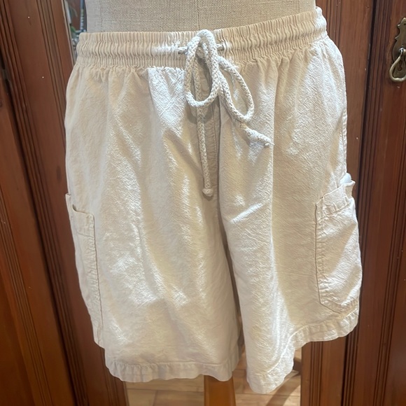 Erika shorts 100% cargo cotton drawstring, elastic waist women’s size PS petite